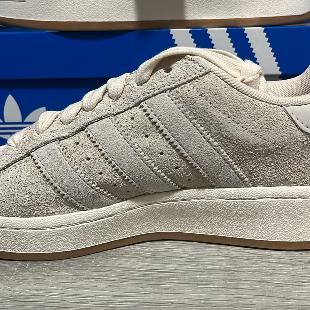 NWT Adidas Originals Superstar XLG Women's Shoes - Beige/Wonder White - IG2124 - Picture 7 of 11